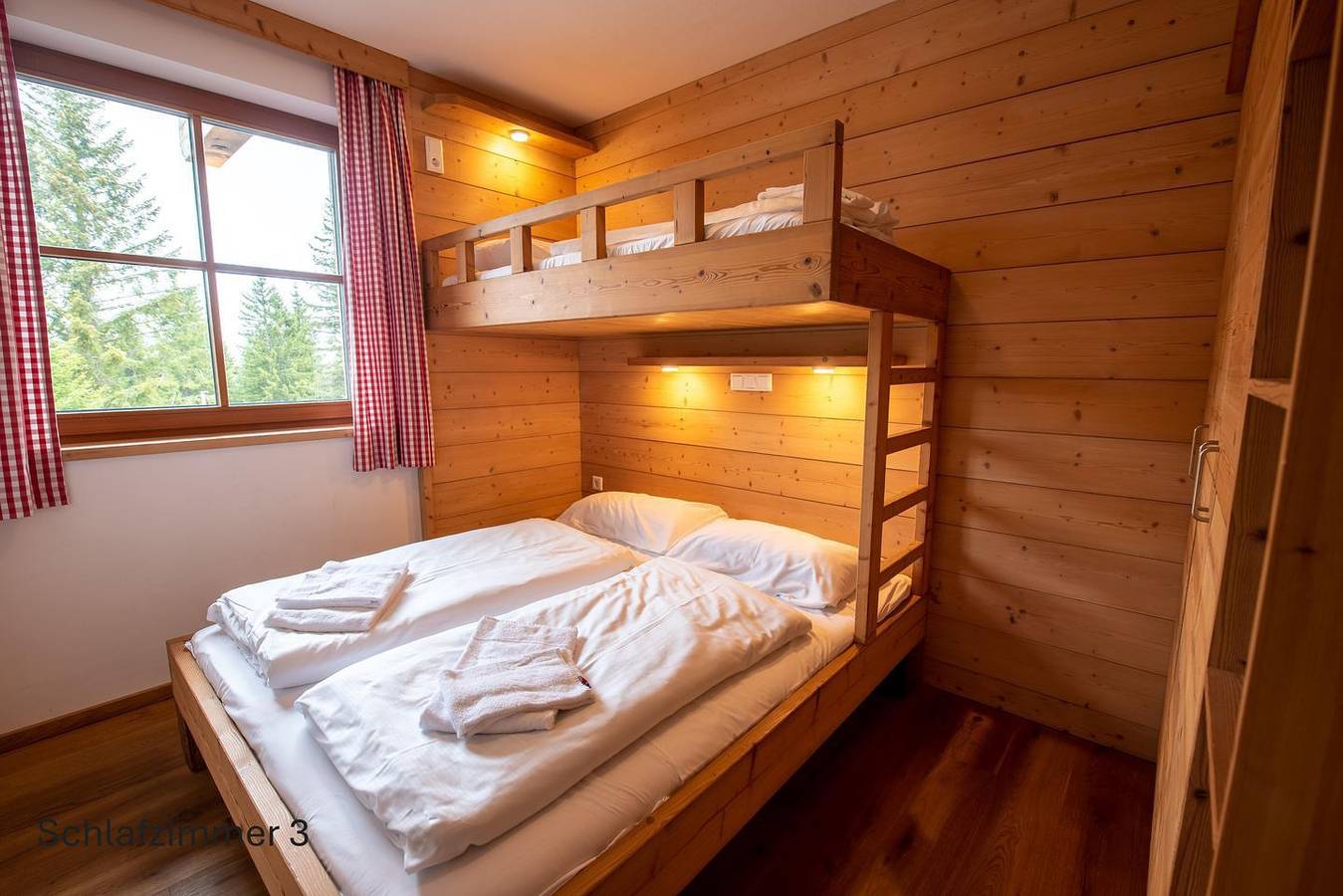 Modernes Chalet in der Zillertal Arena: Bergpanorama & Pistennähe in Hochkrimml, Krimml