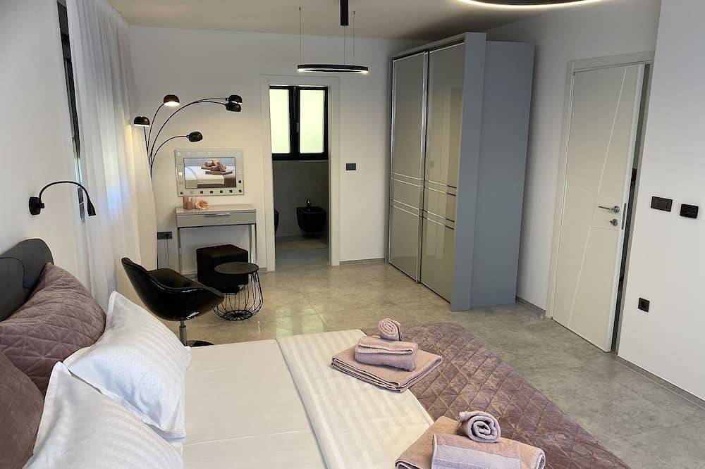Luxuriousvilla Heated  pool, sauna, sea view, 200 m from the beach in Fažana (Kroatische Adria), Fazana
