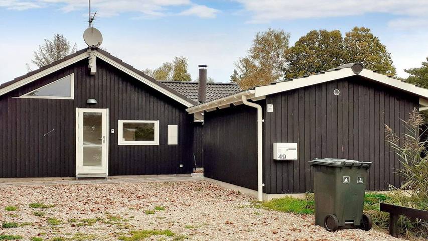 Ferienhaus für 6 Personen, mit Terrasse und Whirlpool sowie Sauna auf Seeland
