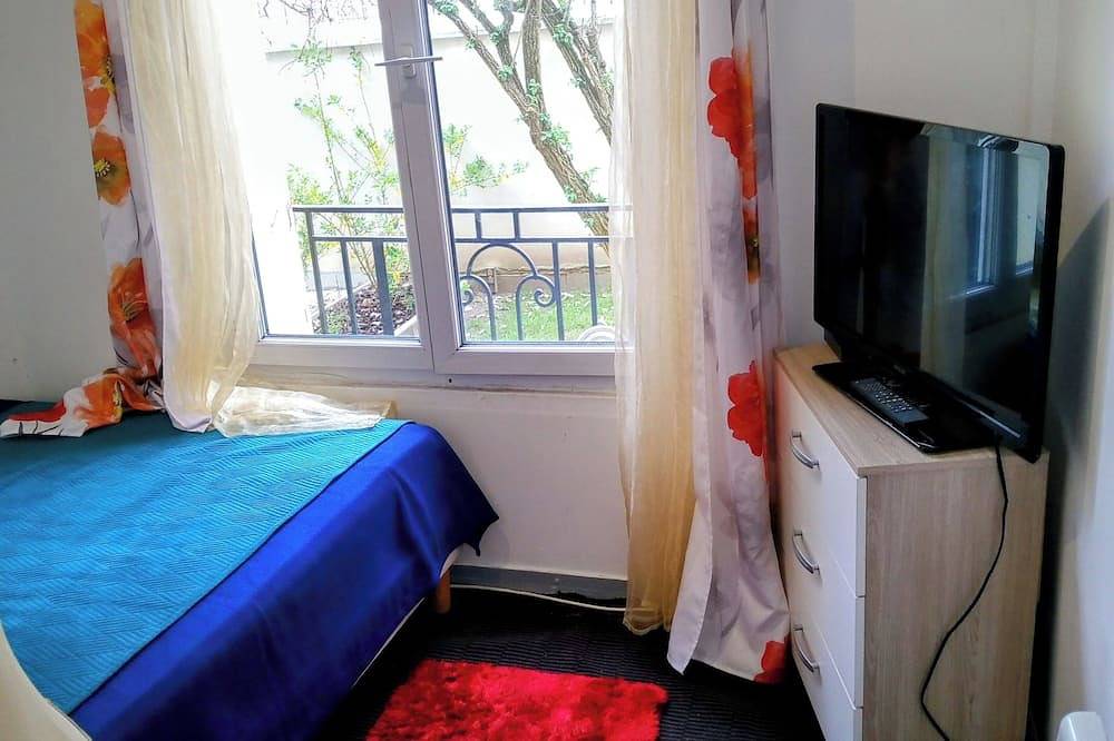 Apartamento entero, Apartment with garden near Maisons-Alfort veterinary school, metro 8 in Maisons-Alfort, Valle del Marne