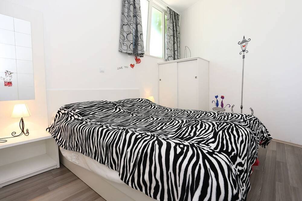 Ganze Wohnung, 1-Zimmer-Ferienwohnung mit Terrasse und Meerblick Mali Ston, Peljesac in Ston, Dubrovnik-Neretva