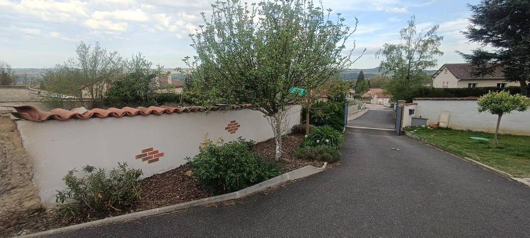 Gîte pour 2 personnes, avec terrasse à Bas-en-Basset - 4
