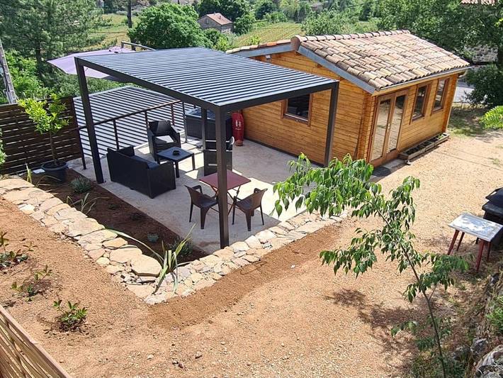Gîte pour 2 personnes, avec jardin à Joyeuse