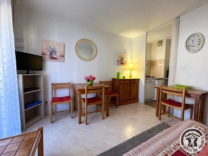 Gîte pour 3 personnes, avec terrasse à Ax-les-Thermes - 2