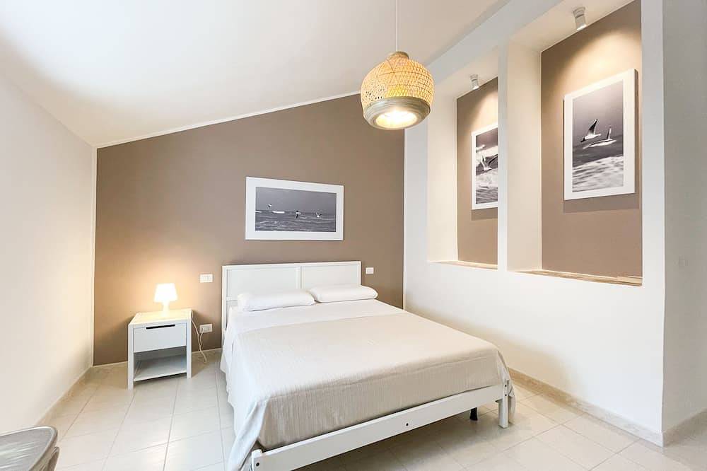 Blue House, Beautiful and Comfortable House 2 steps from the sea. in Grottammare, Région de Grottammare