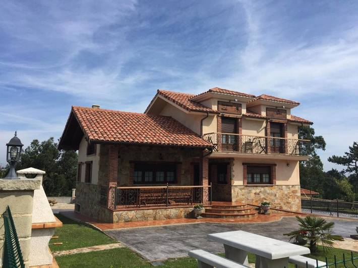 Casa rural para 4 personas, con Balcón y Terraza además de Jardín y Vistas en Cudillero