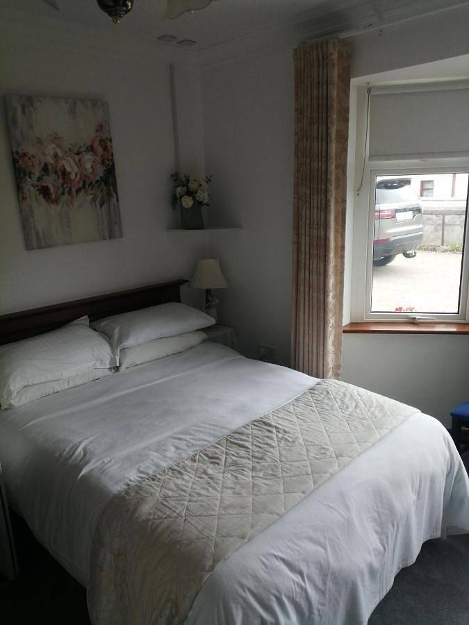 Asgard Guest House in Eyre Square, Galway
