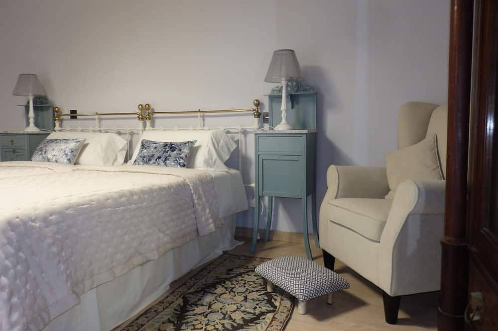 Restored 18th century house, terrace, garden and organic garden. in Ingenio, East Gran Canaria