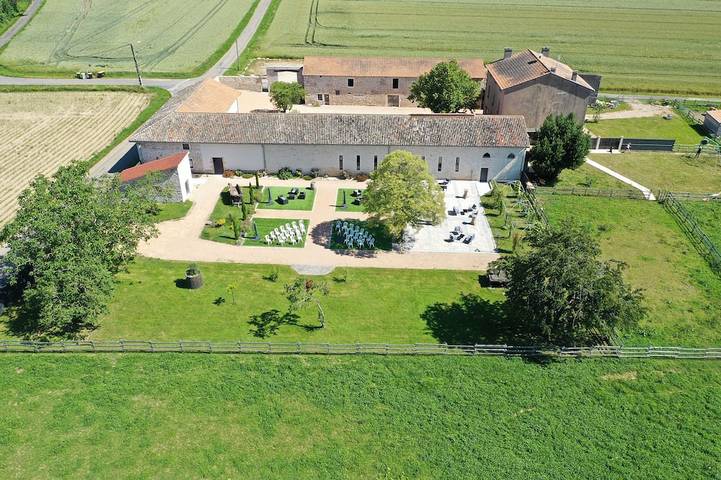 Maison de vacances pour 24 personnes, avec Jardin à Montbellet