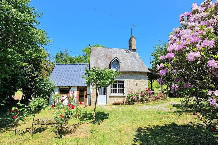 Gîte pour 4 personnes, avec terrasse et jardin à Le Mesnil-Gilbert