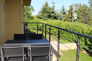 Gîte pour 4 personnes, avec terrasse et jardin à Èze