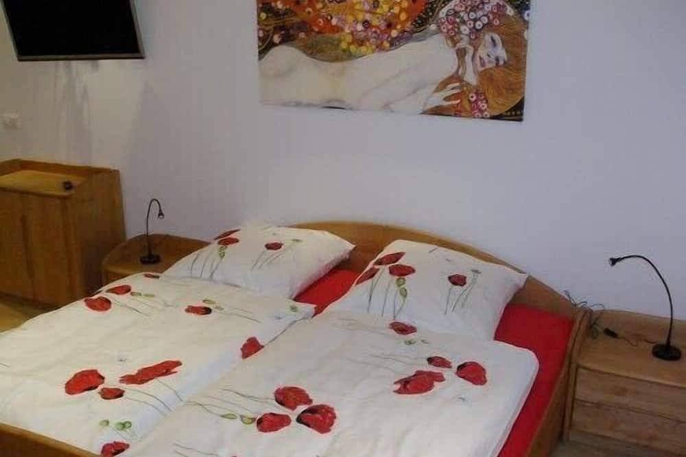 Ganze Wohnung, Ferienwohnung 47qm im Herzen der Altstadt mit vollausgestatteter Küche in Regensburg, Ostbayern