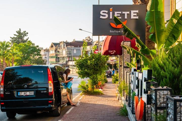 Hotel für 2 Personen, mit Pool und Garten in Antalya