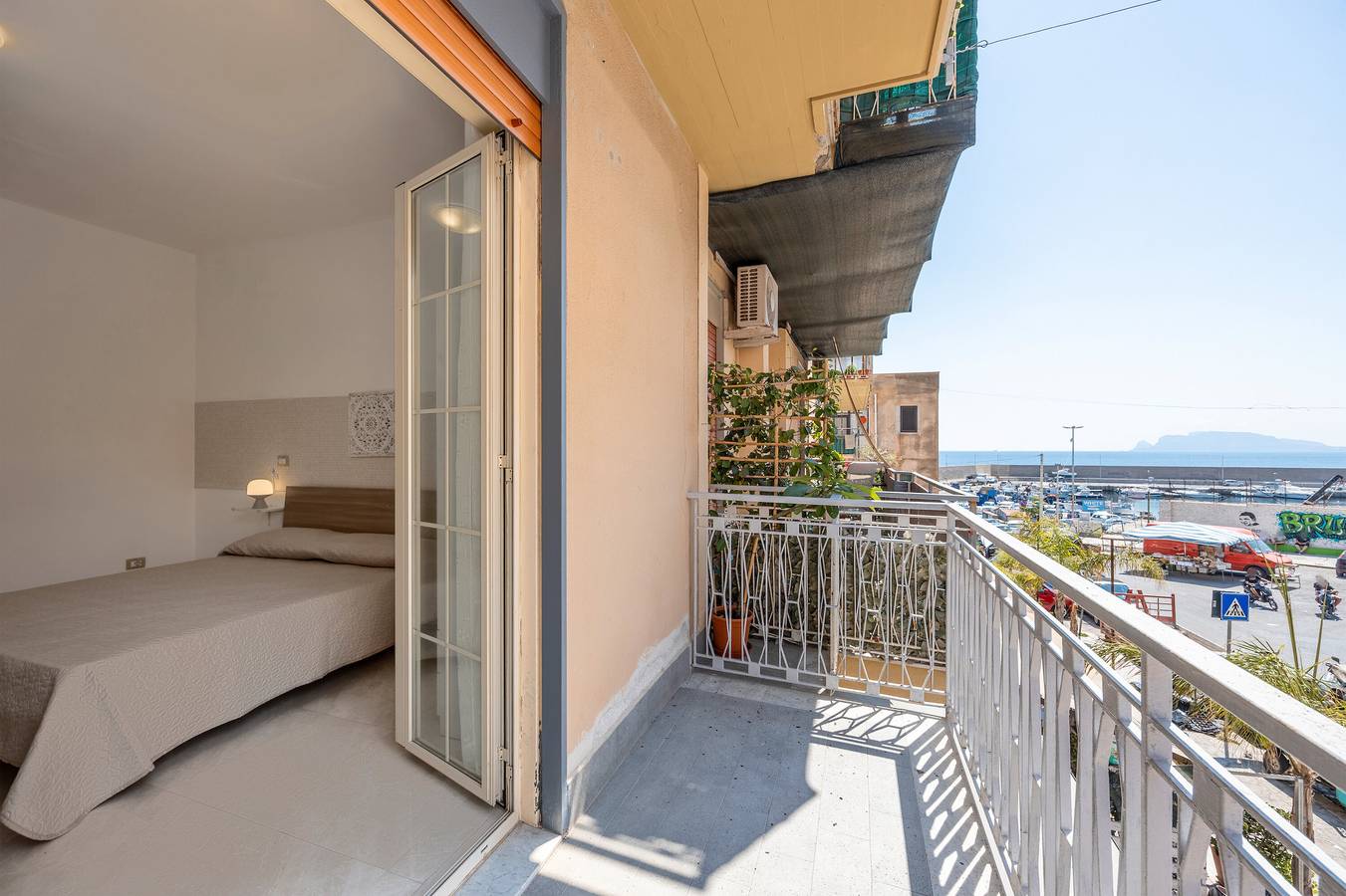 Casa Vacanze 'Sandovalli' con Vista al Mar, Wi-Fi y Aire Acondicionado in Palermo, Provincia de Palermo