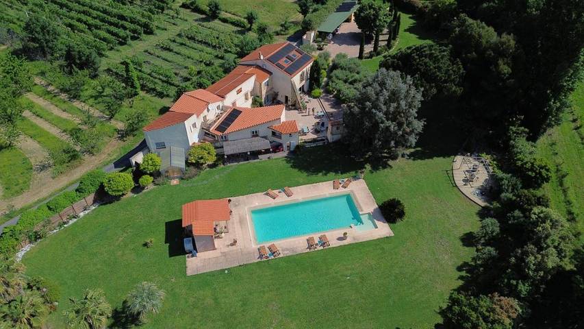 Chambre d’hôte pour 2 personnes, avec piscine ainsi que jardin et sauna à Saint-Michel-de-Llotes