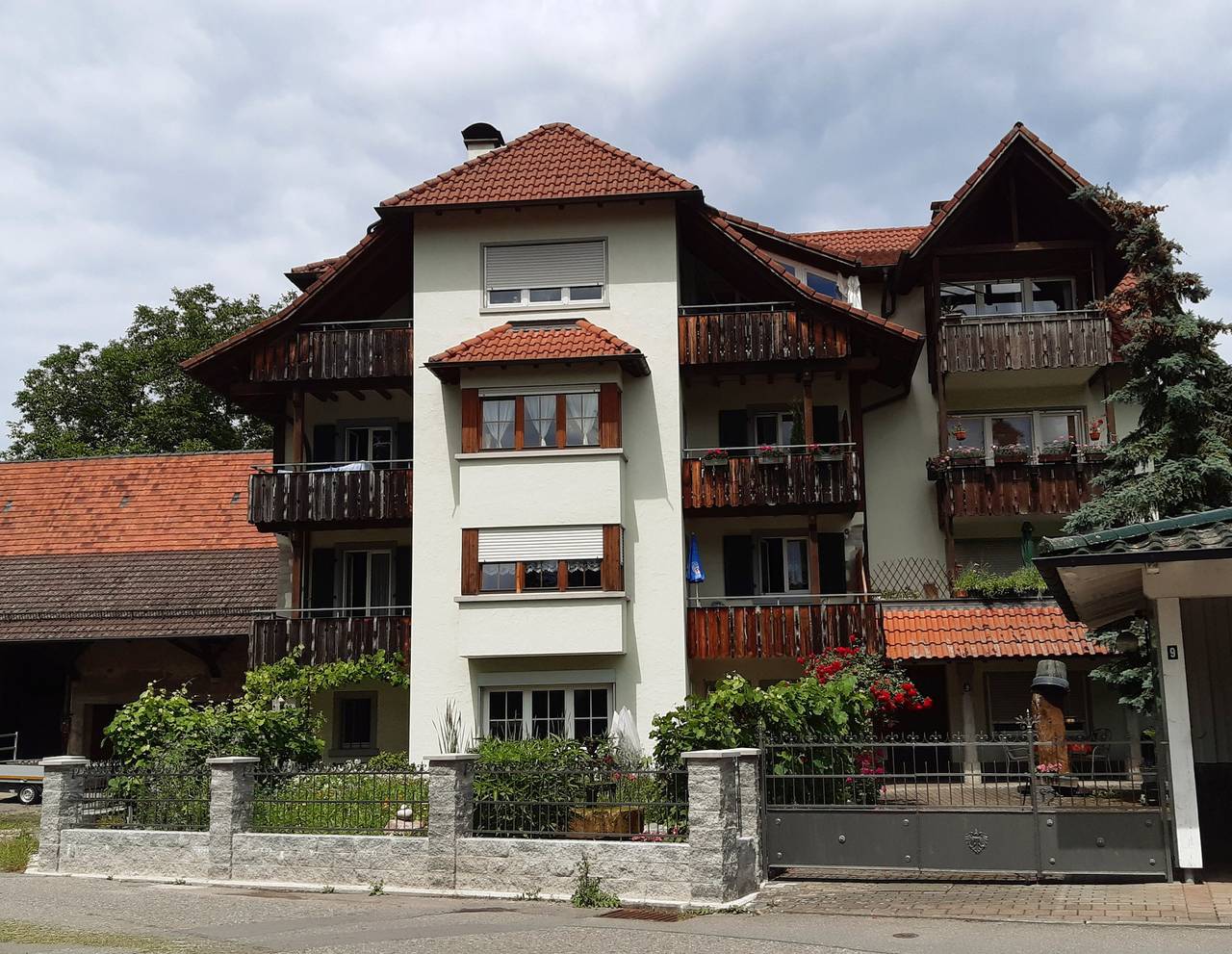 Ganze Ferienwohnung, Ferienwohnung Familie Höfler - 2-Zimmer-Fewo, 1. Og in Allensbach, Untersee