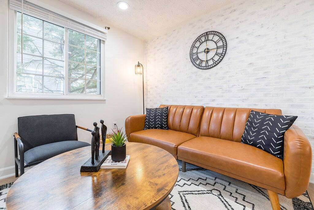 Modern Arlington Gem, Minutes from Dc & Pentagon in Arlington (VA), Arlington County