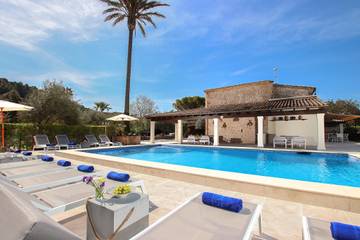 Villa in Pollença, Serra de Tramuntana für 12 
