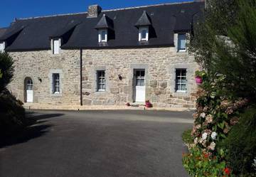 Cottage pour 3 personnes, avec jardin et terrasse à Berrien
