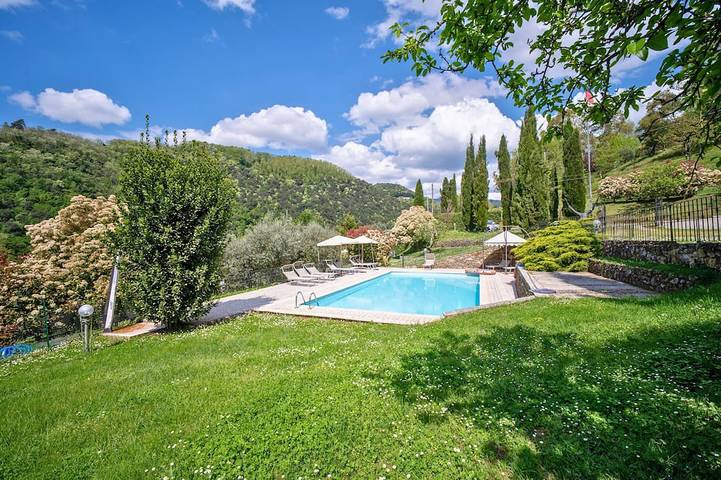 Villa für 10 Personen, mit Whirlpool und Garten - 1