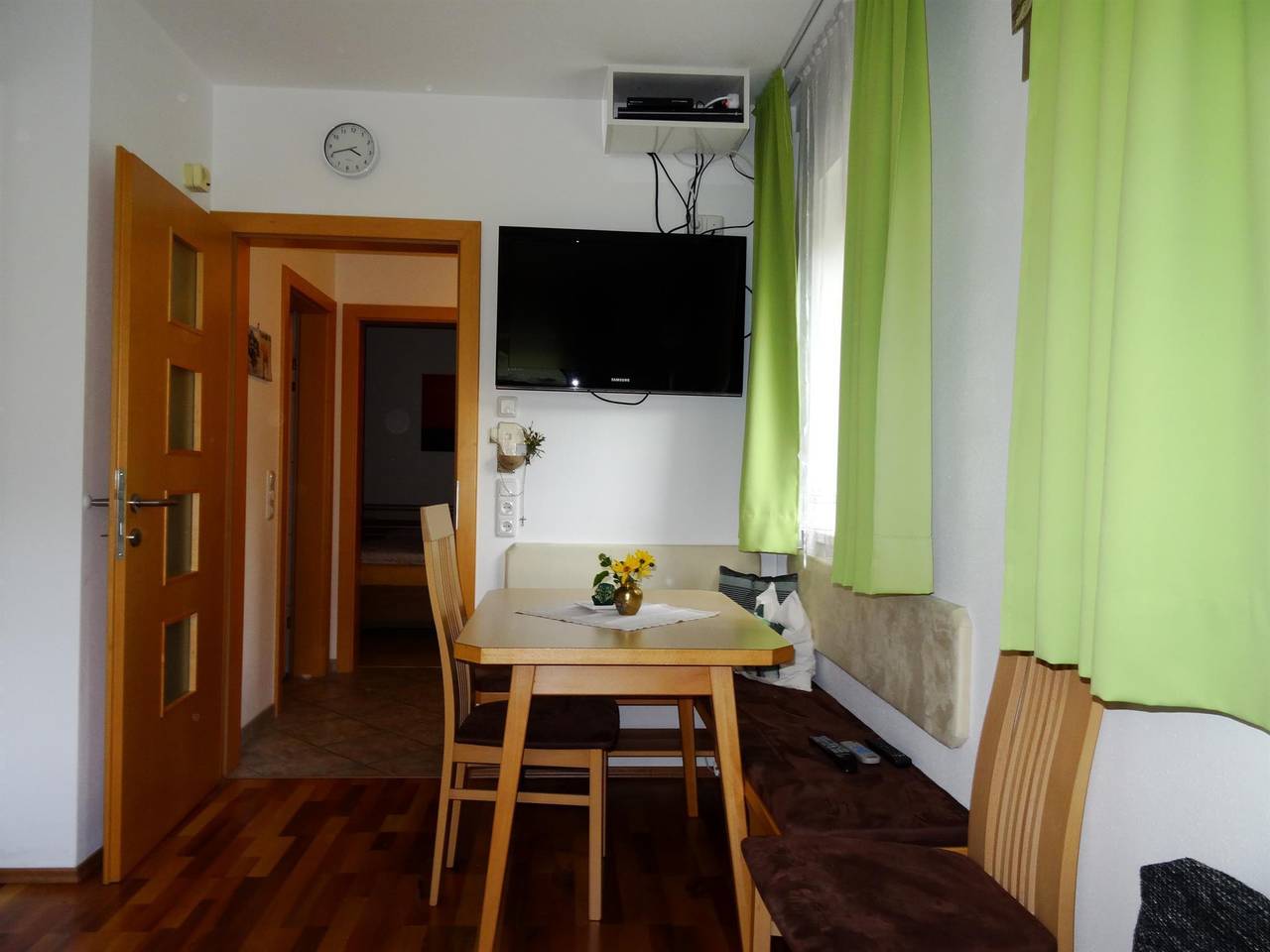Ganze Ferienwohnung, Appartement/Fewo, Bad, Wc, 1 Schlafraum in Villgratner Berge, Heinfels