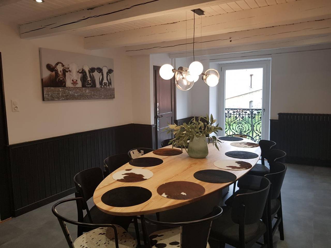 Oh la vache in La Chaux-du-Dombief, Parc naturel régional du Haut-Jura