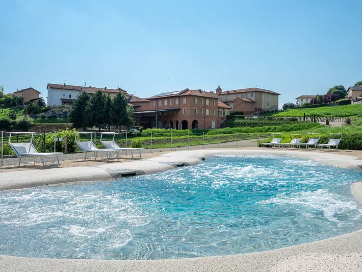 Casa de vacaciones para 35 personas, con terraza además de vistas y jardín - 1