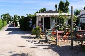 Camping pour 4 Personnes dans Saint-Vincent-sur-Jard, Vendée, Photo 2