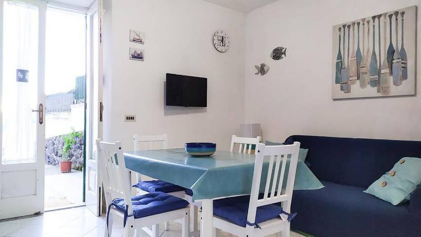 Location de vacances pour 4 personnes, avec terrasse, animaux acceptés dans Ischia Porto - 3