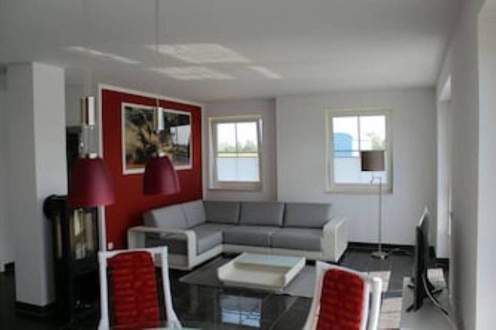 Apartamento entero, 5 star hotel according to Dtv - pure luxury, only 200m from the beach - WLAN free of charge in Dranske, Rügen