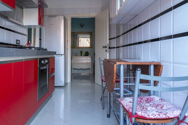 Ferienwohnung für 4 Personen, mit Balkon in Pescara - 2