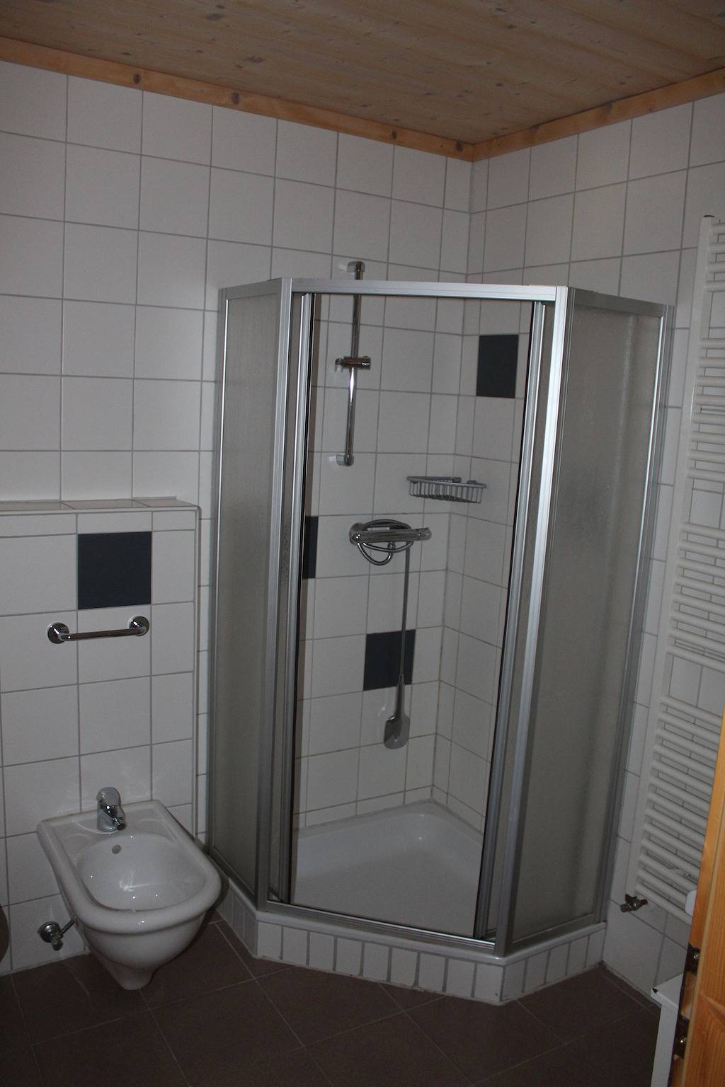 Ganze Wohnung, Ferienwohnung 'Wohnung 1' mit Bergblick, gemeinsamer Terrasse und gemeinsamem Garten in Albeck, Oberkärnten