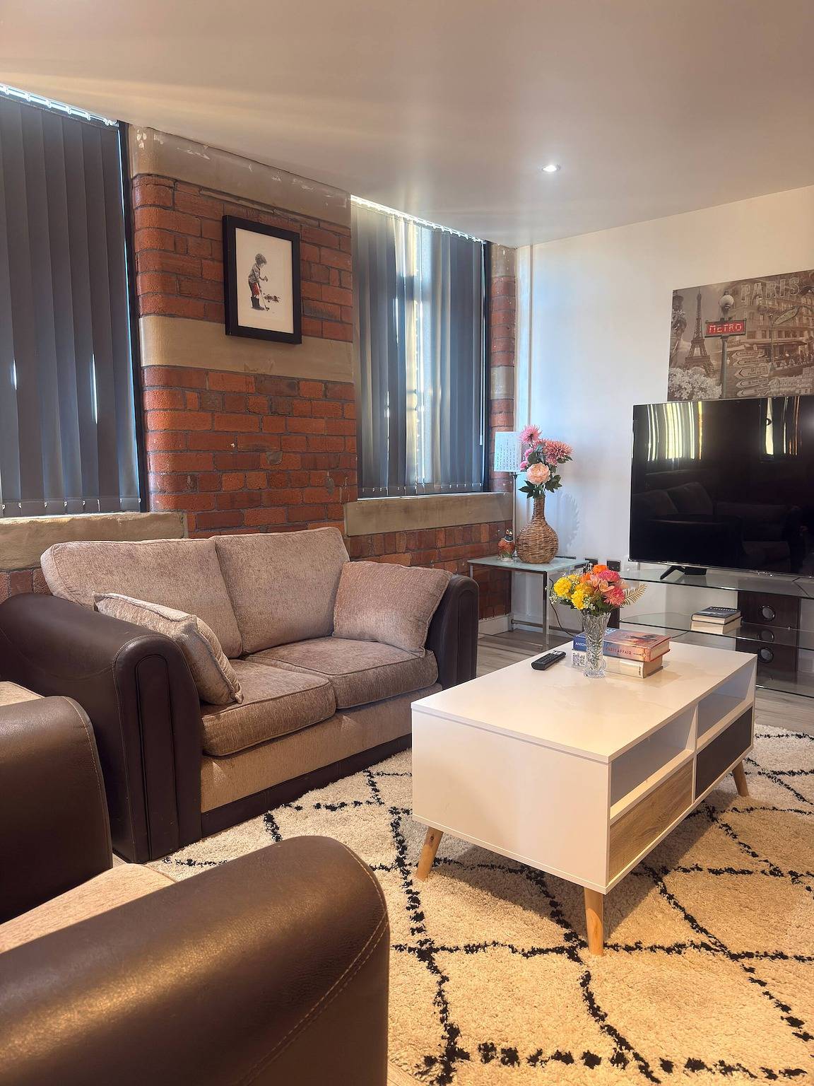 Apartamento entero, Estancias de invierno, Piscina, Wi-Fi, Estacionamiento, 3 camas dobles in Bradford, Yorkshire del Oeste