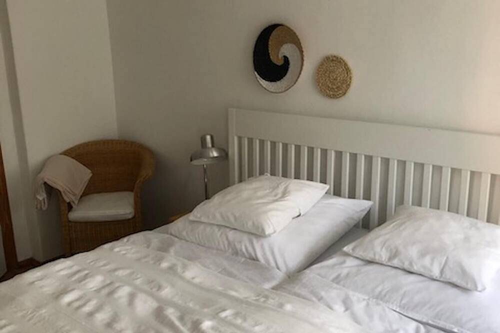 Ganze Wohnung, Liebevoll eingerichtete Ferienwohnung für 2 Personen (70qm) mit Balkon in Waldsassen, Ostbayern