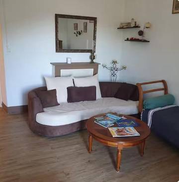 Gîte pour 8 personnes, avec terrasse à Manso (homonymie)