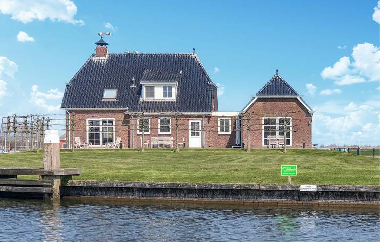 Ferienhaus für 10 Personen, mit Garten und Ausblick sowie Terrasse - 1