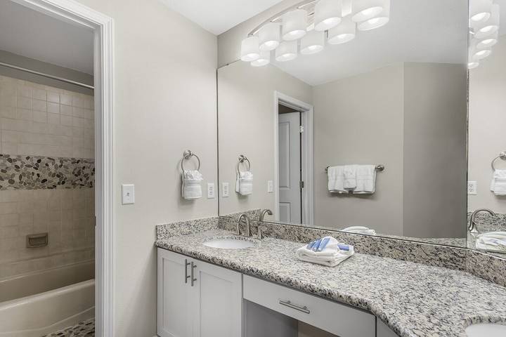 Vacation rental for 6 people, with pool, with pets in Sandestin