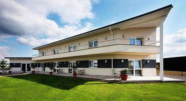 Location de vacances pour 2 personnes, avec jardin, animaux acceptés à Sausheim - 4