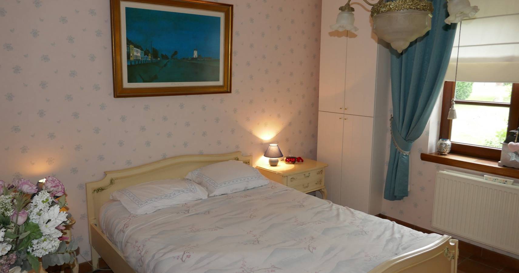 Chambre Double dans Une Villa Bord de Meuse - Chambre in Dinant, Région de Namur