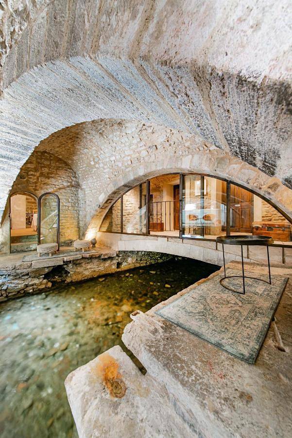 Chambre d’hôte pour 2 personnes, avec Terrasse et Vue à L'Isle-sur-la-Sorgue
