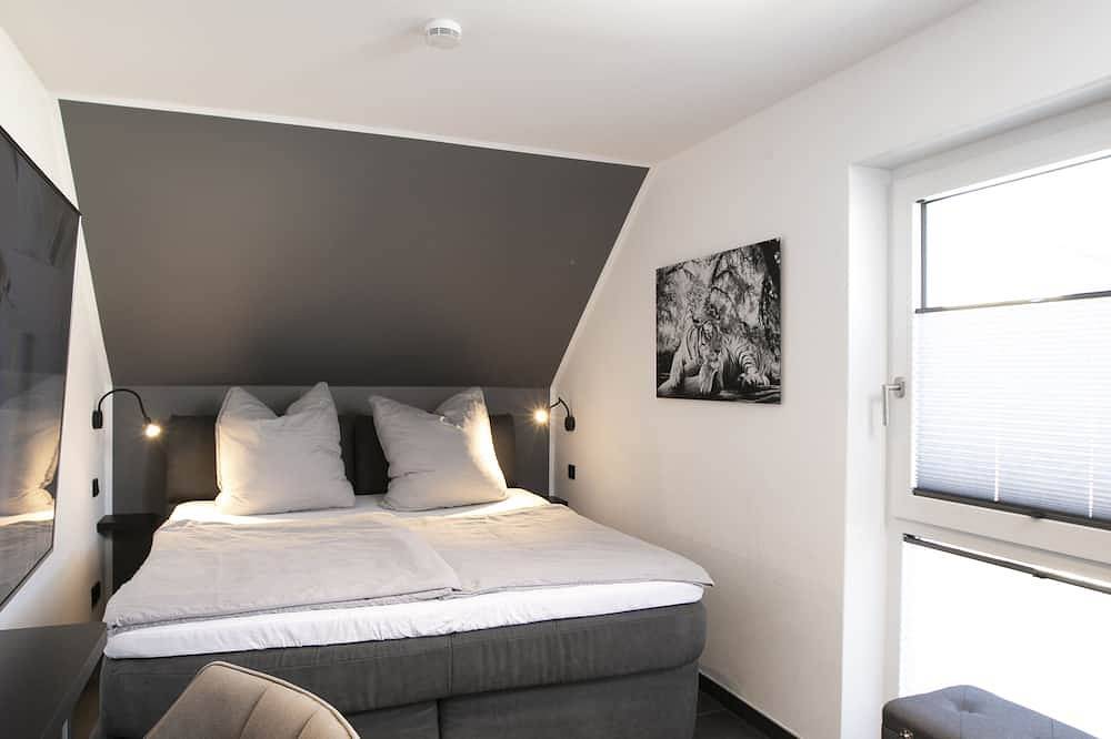 Haus Relax, mit Außen Whirlpool und Sauna zur alleinigen Nutzung, 300m zum See in Göhren-Lebbin, Fleesensee