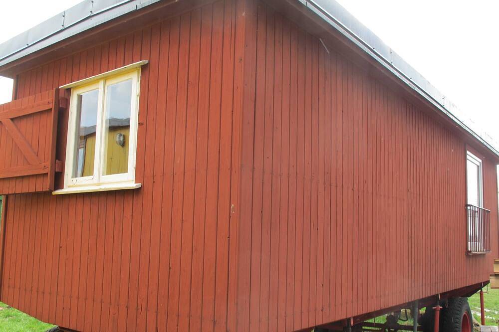 Wohnwagen 5, Zimmer rechts - Wohnwagen im Wangeliner Garten mit Sommerküchen - in Ganzlin, Ludwigslust-Parchim