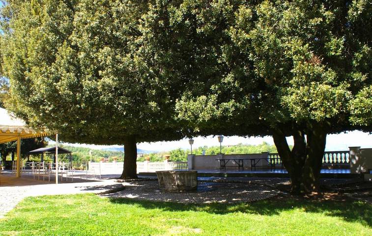 Casa vacanza per 2 persone, con giardino e terrazza nonché panorama, con animali domestici a Subiaco