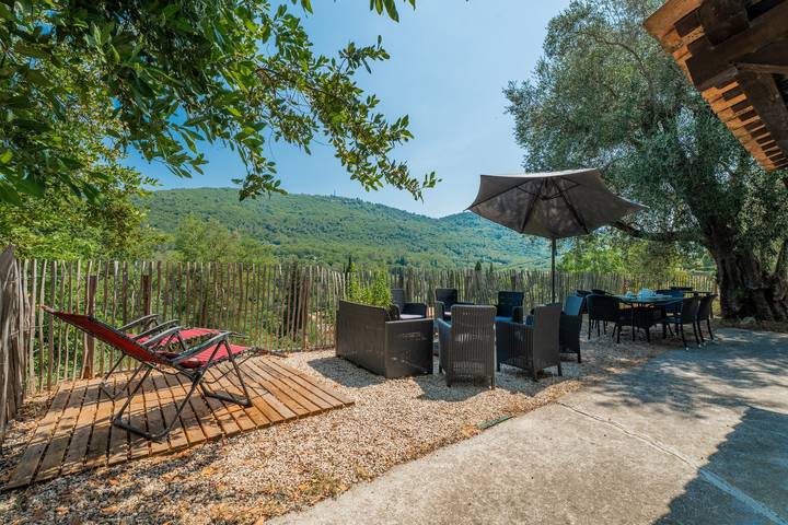 Casa de vacaciones para 8 personas, con terraza y jardín - 1