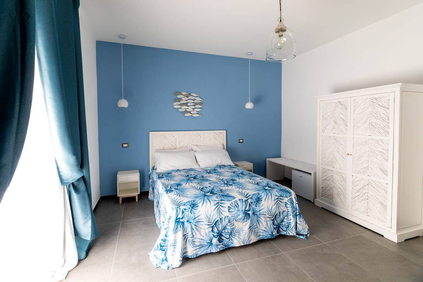 Superior Dreibettzimmer mit Gemeinschaftsterrasse, Wlan und Klimaanlage in Vietri sul Mare, Amalfiküste