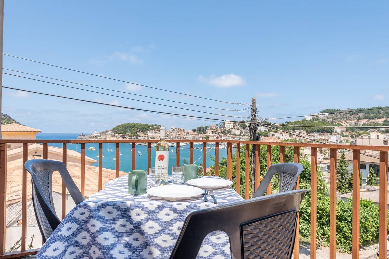 Appartement entier, Appartement de vacances Los Olivos avec Wi-Fi et balcon in Port de Sóller, Sóller