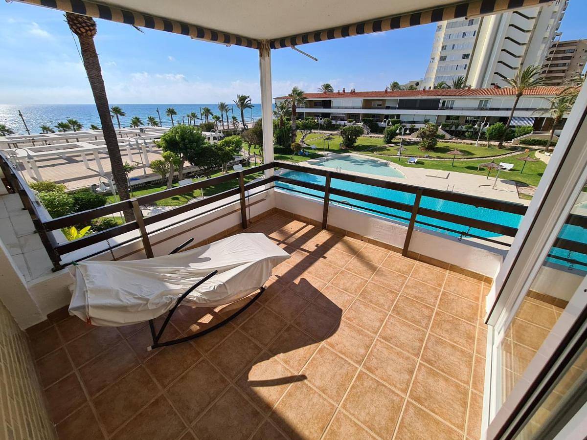 Bungalow La Pagoda in El Cabo de las Huertas, San Juan Playa