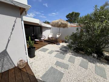 Cottage pour 6 personnes, avec terrasse et jardin à Torreilles