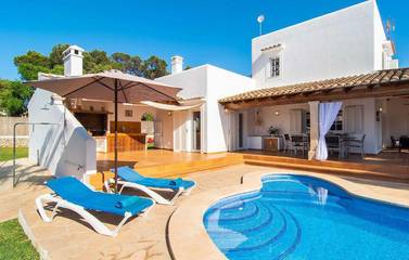 Holiday home in Cala d'Or, Santanyí für 8 