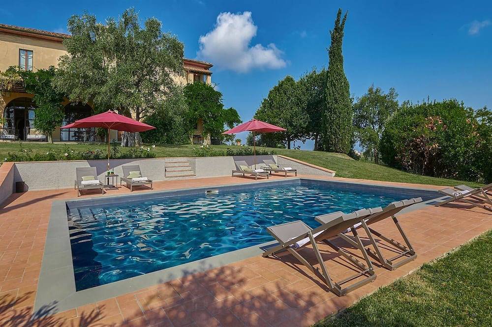 Agriturismo per 12 Persone in Cerreto Guidi, Firenze e dintorni